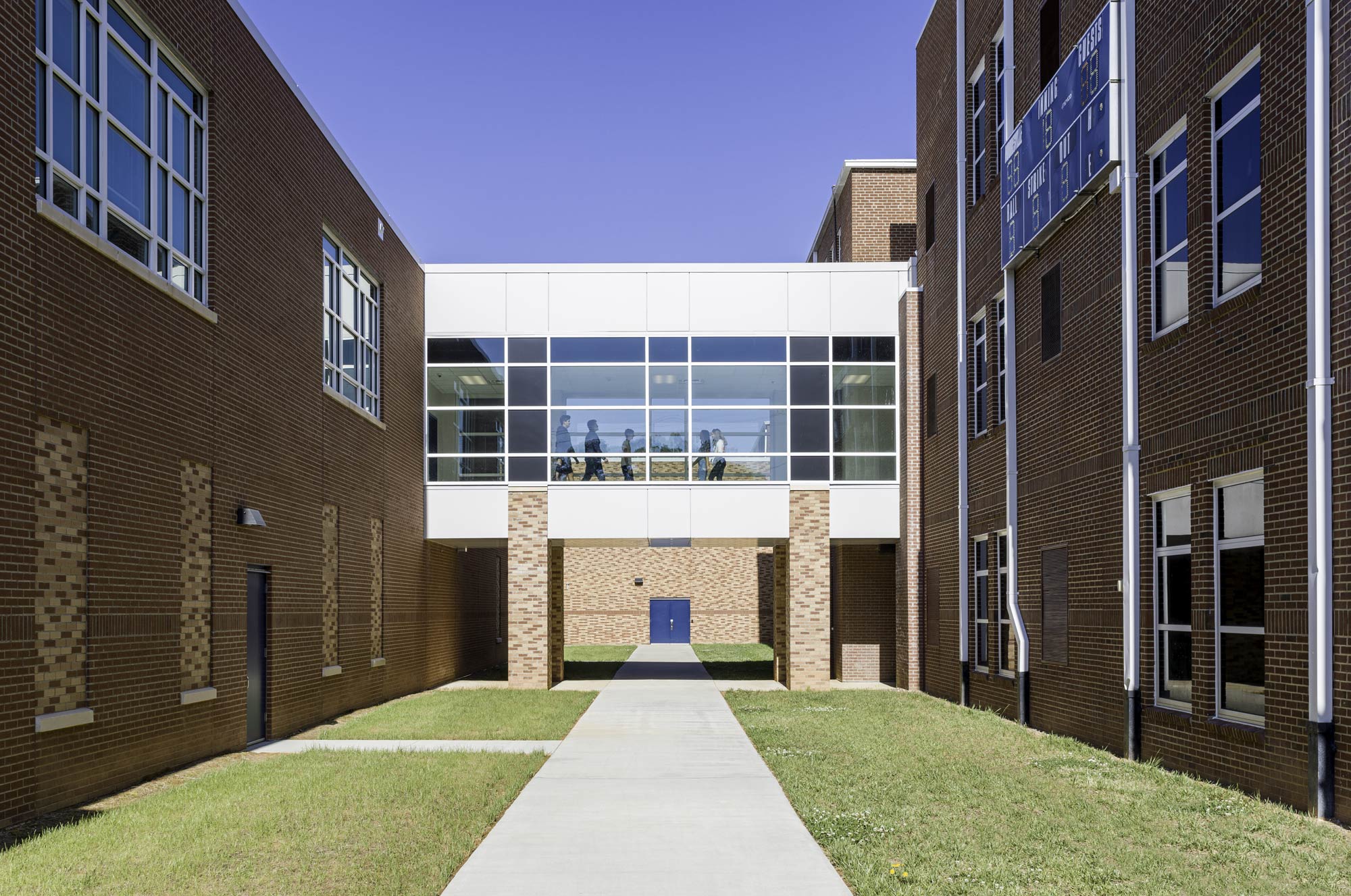 Mooresville_HS_4917
